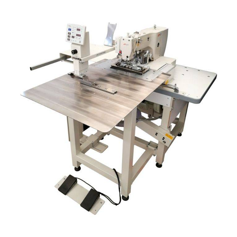 Api Coser JT121G Máq. Aut. programable para coser la “JOTA” en el pantalón