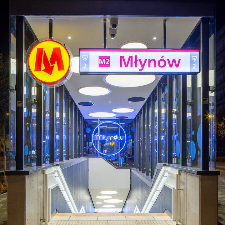 Metrostation Młynów, Warschau, Polen